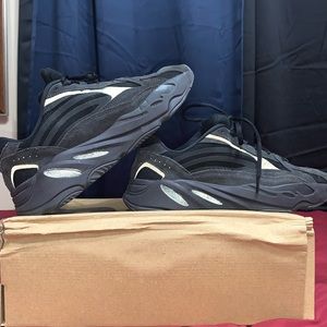 Yeezy boost 700 V2 ‘Vanta’